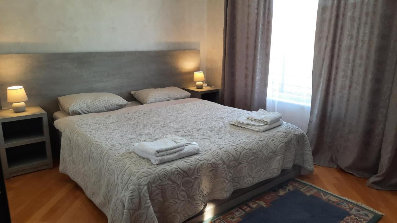 Makos Guest House Kutaisi Exterior foto